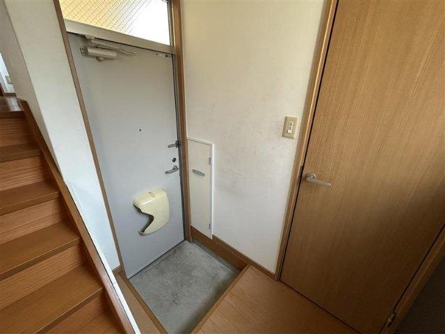 尼崎市塚口本町一戸建 玄関