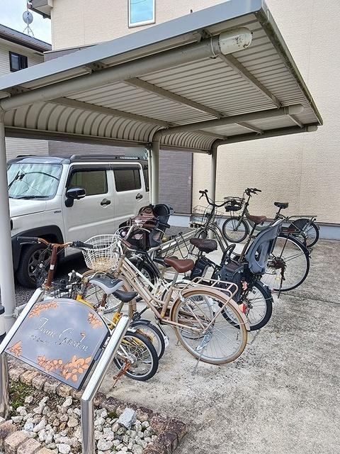 フランガーデン（108） 駐車場