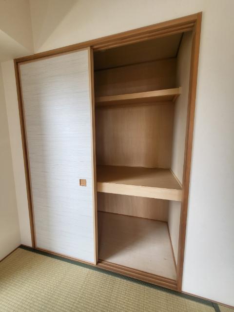 ラフォレなかもず（0203） 収納