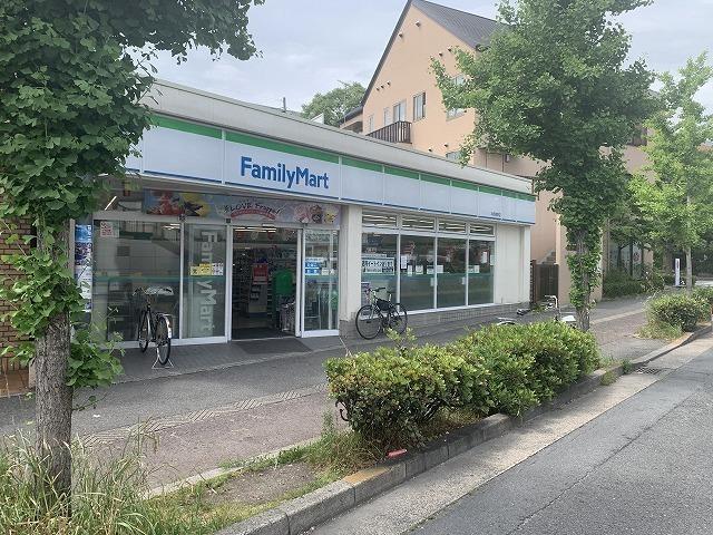ファミリーマート中西高野店：225m