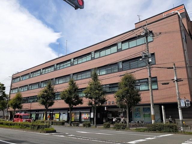 右京郵便局：804m