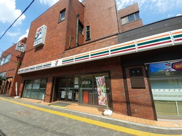 セブンイレブン西大路御池店：110m