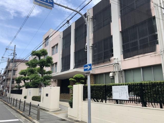 大阪市立宝栄小学校：563m