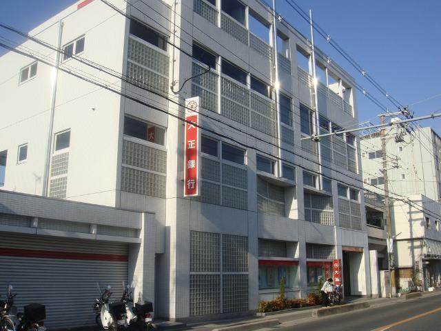 銀行：1000m