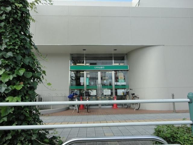 りそな銀行新金岡支店：1119m