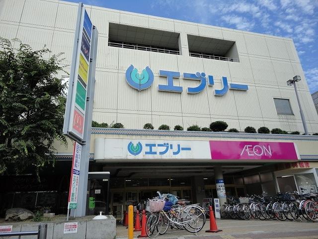 イオン新金岡店：1301m