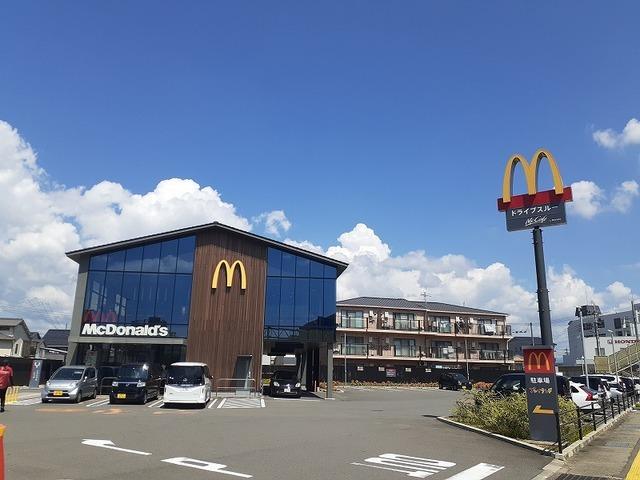 マクドナルド 五条桂店：600m