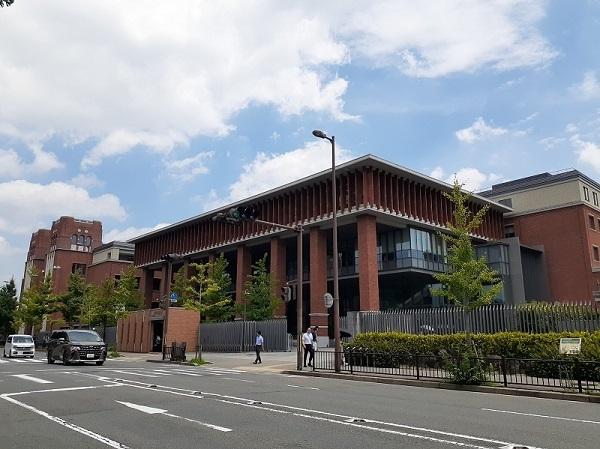 同志社大学：999m