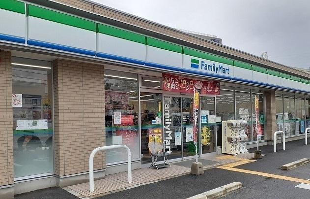 ファミリーマート様：270m