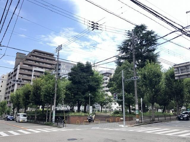 中大江公園：1463m