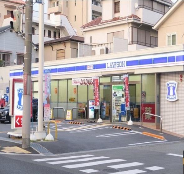 ローソン桜塚店：30m