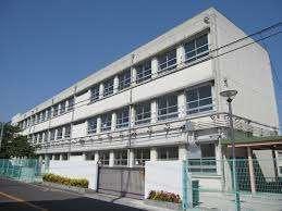 堺市立東三国丘小学校：390m