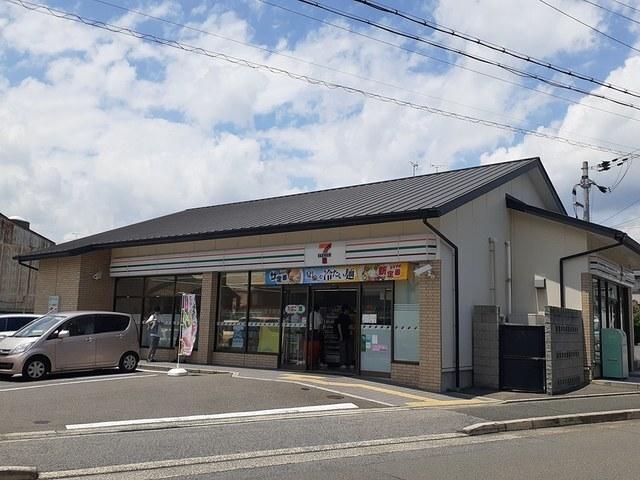 セブンイレブン京都馬代一条店：300m