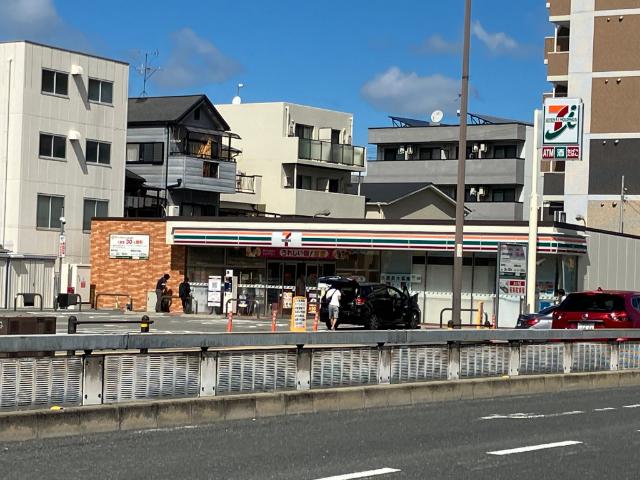 セブンイレブン大阪太子橋1丁目店：204m