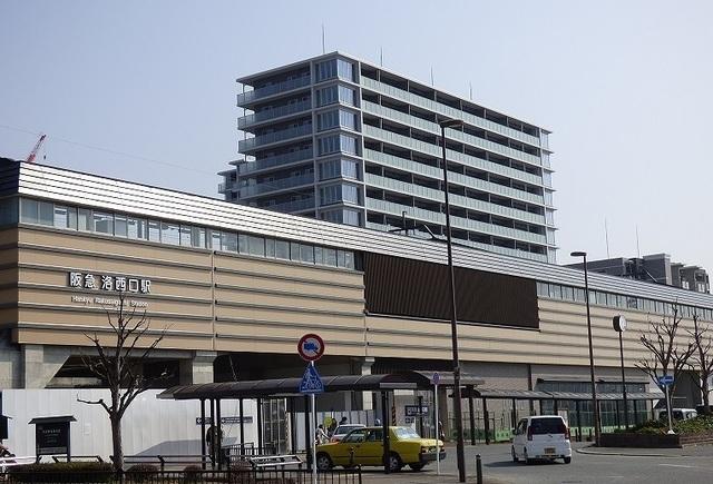 洛西口駅：850m