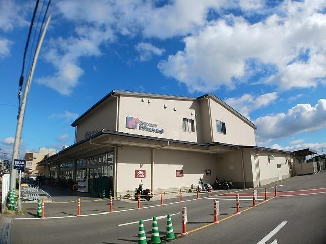 万代 樫原店：800m