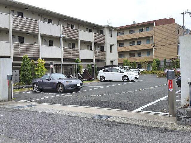 アーバンハイツ段上（201） 駐車場