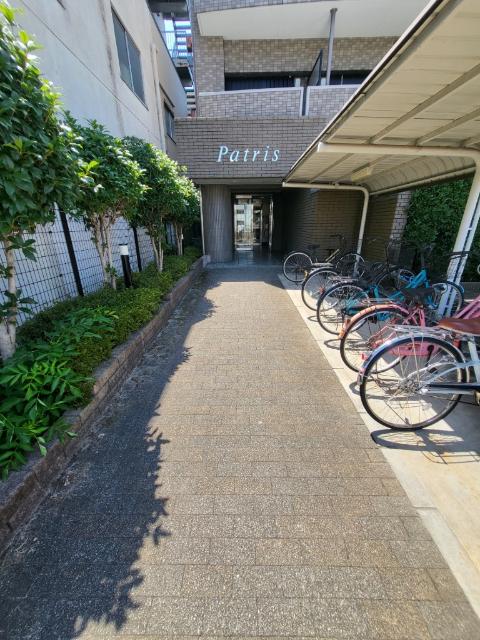 パトリス エントランス