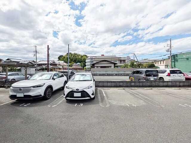 サンスクエア千里万博　Ａ棟（303） エントランス