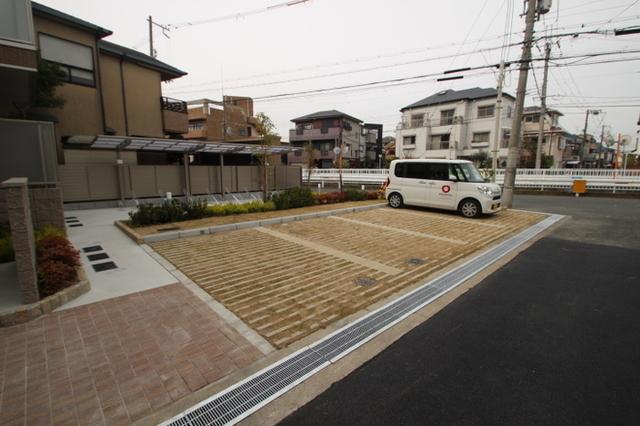 sophia court桜町（101） 駐車場