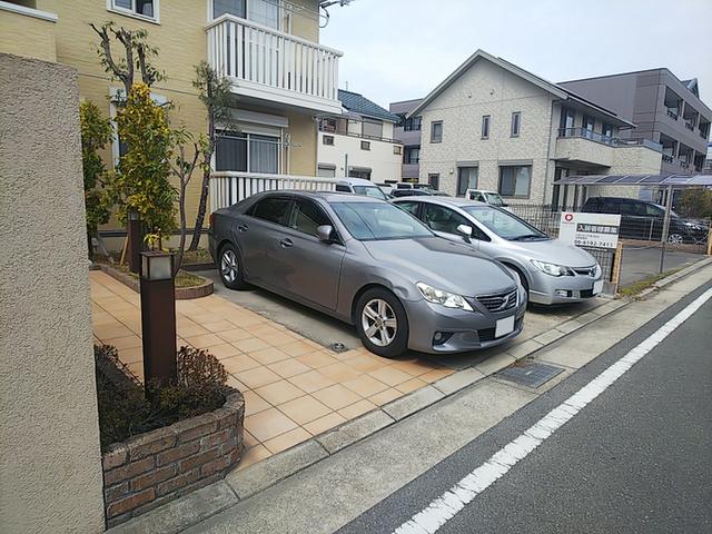 ボナール島（101） 駐車場