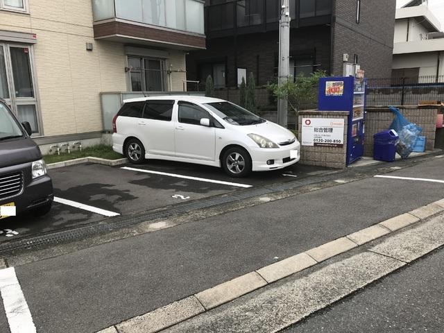 アメニティー・ベフ（305） 駐車場