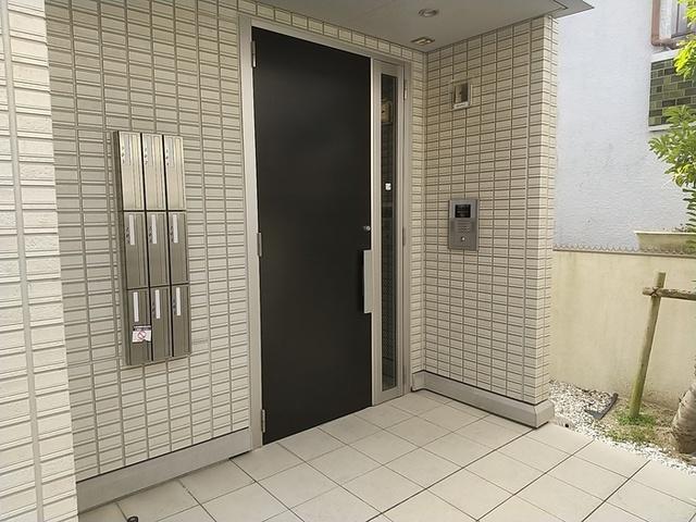 アークファイブ（101） エントランス