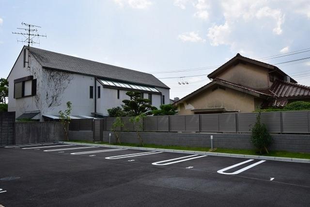 グレイスコート芦屋大原町（205） 駐車場