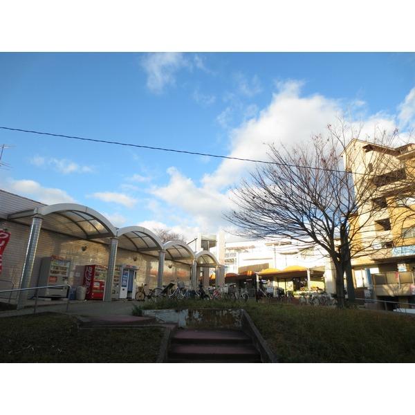 ライフ桃山台店