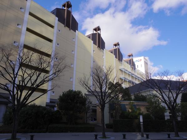 ココカラファイン神戸ハーバーラン