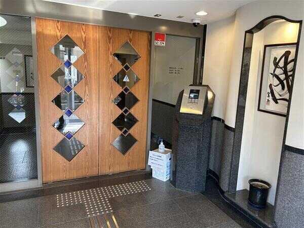 24時間ゴミ出し可能なマンションのため、ライフスタイルに合わせゴミ出しができ、室内を清潔に保てます。