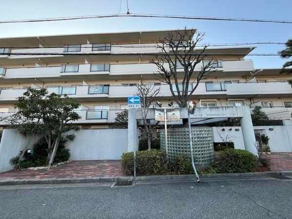 2026年4月大規模修繕工事・室内リフォーム実施予定。きれいなお部屋で新生活をスタートできます。