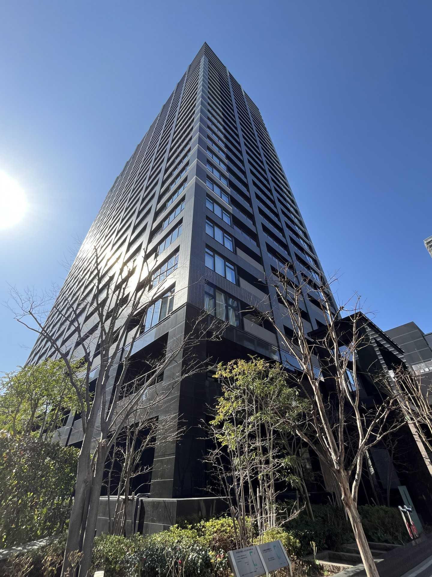 プレサンスレジェンド堺筋本町タワー 外観