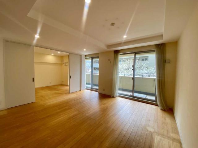 LDK：奥：洋室(撮影年月：2026年04月)