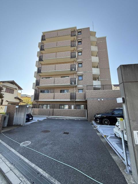 外観（撮影年月：2025年11月）