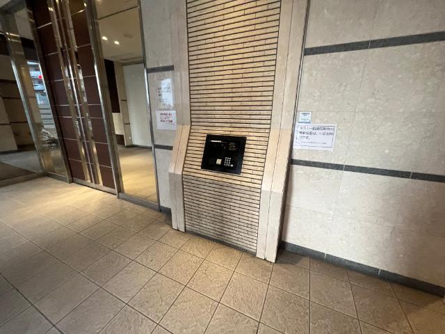 オートロックはセンサーキーで開錠可能♪
