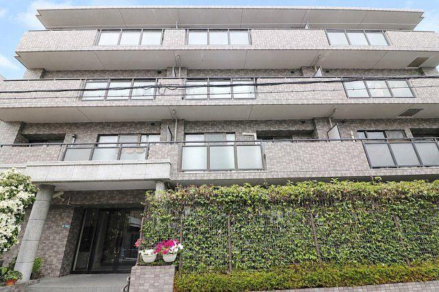 ファミールコウシエン浦風町 エントランス