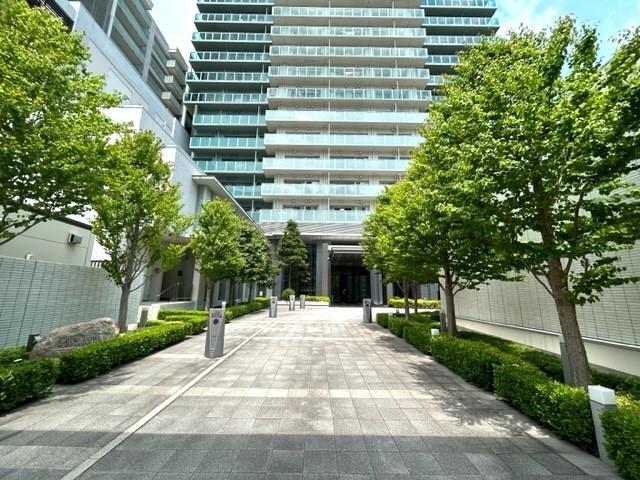 シティタワー神戸三宮 庭