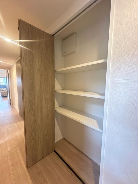 ザ・ガーデネスクシティコムズ館 収納
