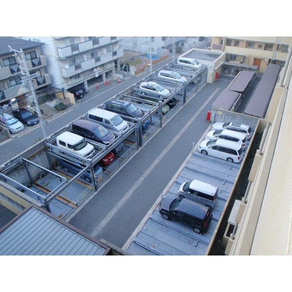 セルヴァ塚口ウィングマスターズウィング 駐車場