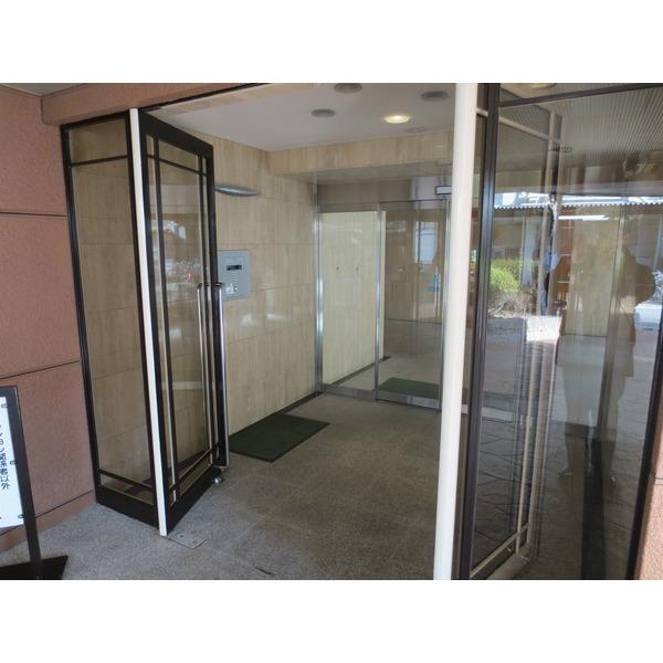ソシエ北大阪 エントランス