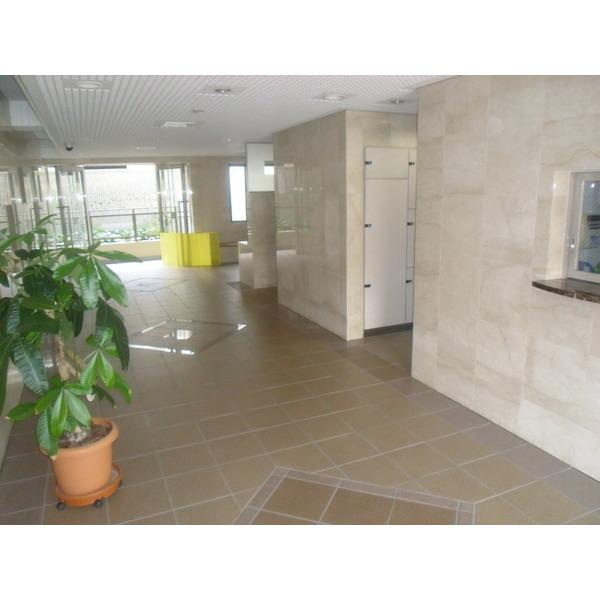 ステイツ吹田千里丘グランステージ エントランス