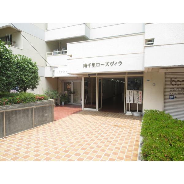 南千里ローズヴィラ 外観