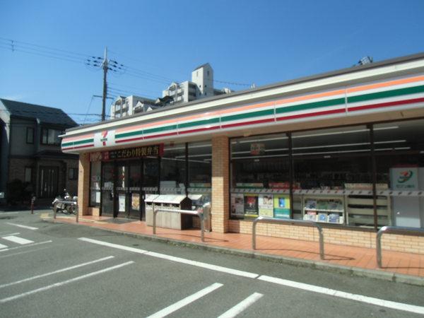 コンビニ