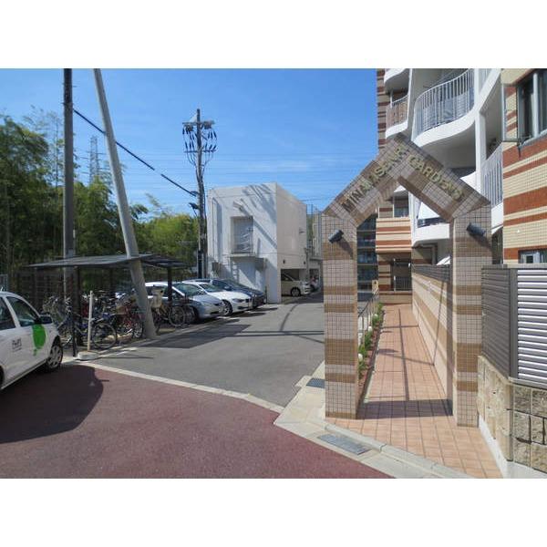 南千里ガーデンズ 外観
