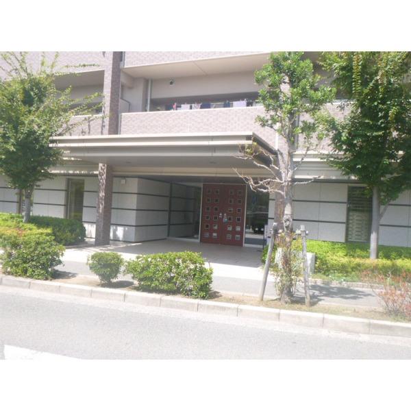 ファインデイズ北花田 エントランス