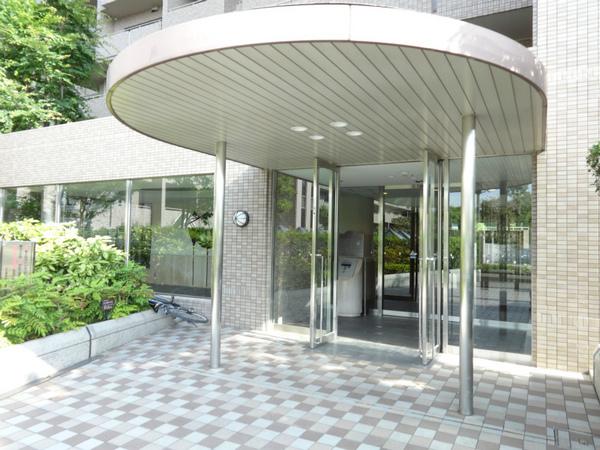 ジオ緑地公園６番館 エントランス
