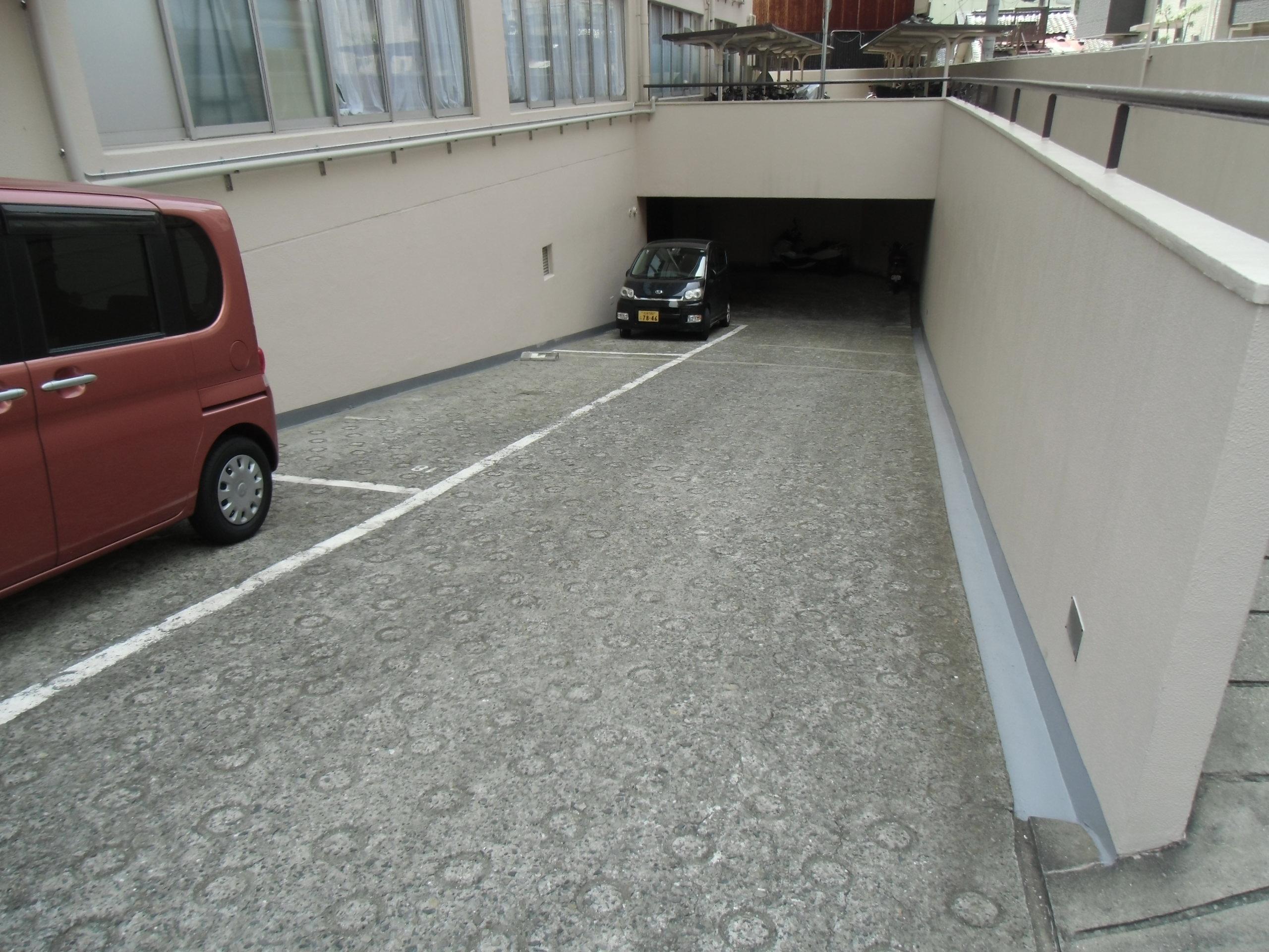 朝日プラザ北梅田 駐車場