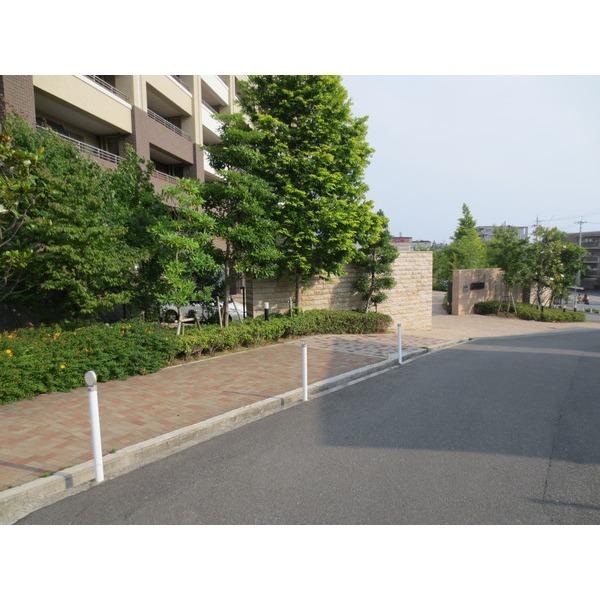 イトーピア豊中緑丘ロジュマン エントランス