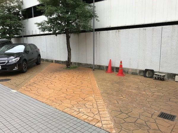 ルモン東梅田 駐車場